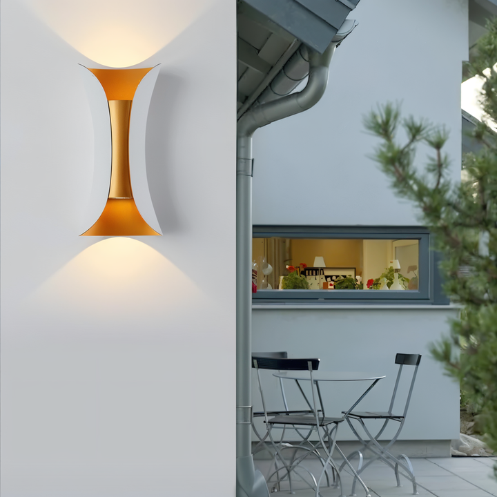 Stijlvolle LED Wandlamp met Dubbele Lichtbron