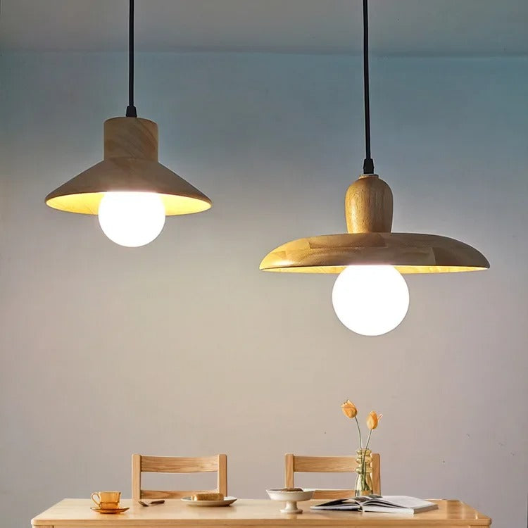 Stijlvolle houten plafondlamp voor een warme sfeer